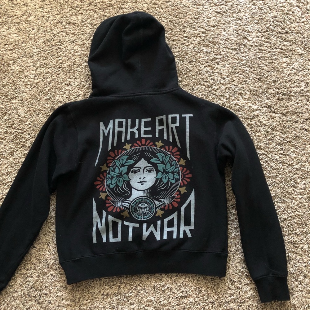 Women’s Obey hoodie